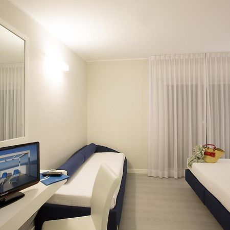 Hotel Sporting Casalbordino Værelse billede